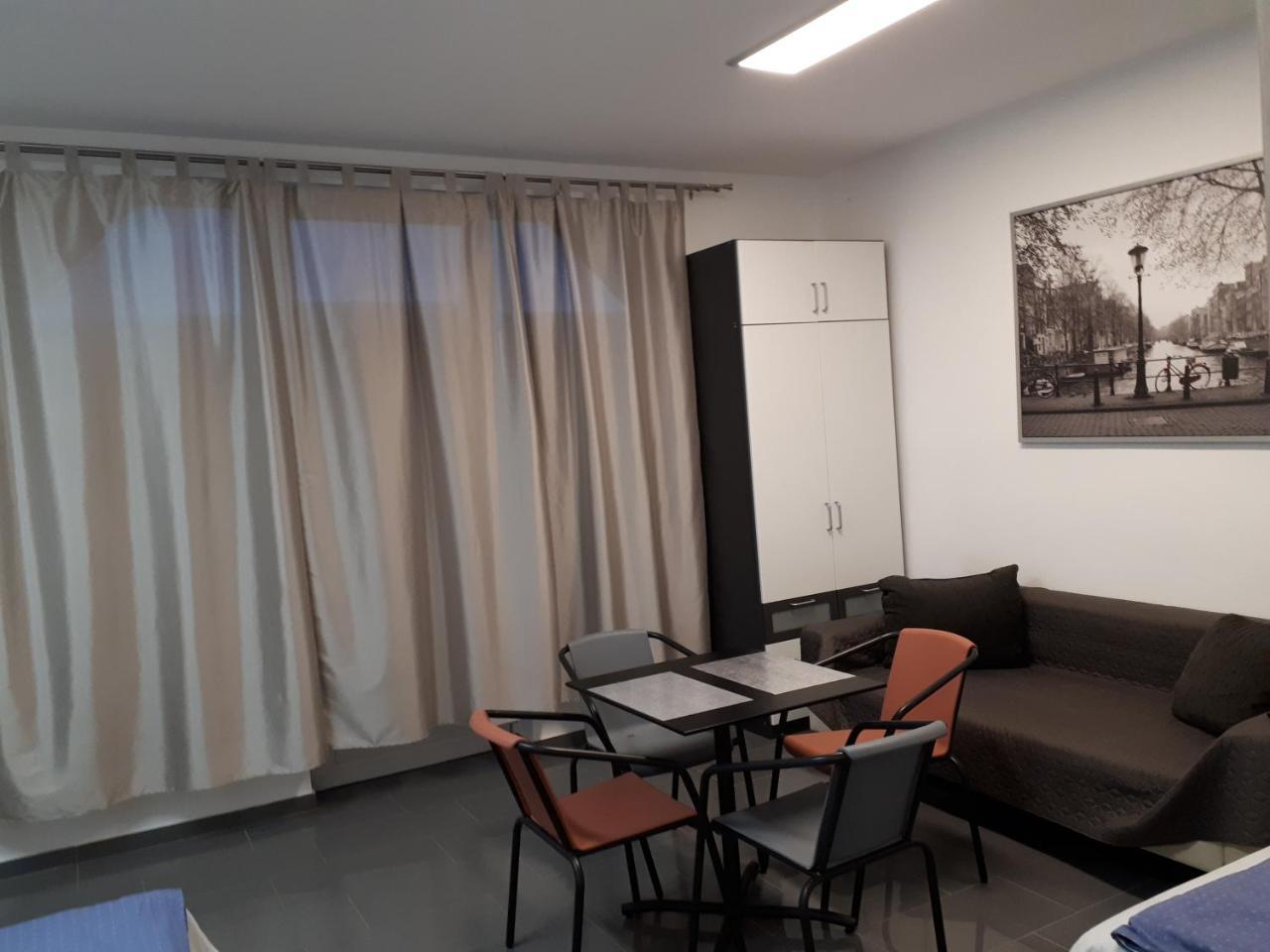 Kertvárosi Apartman II Tiszaujvaros Exterior foto