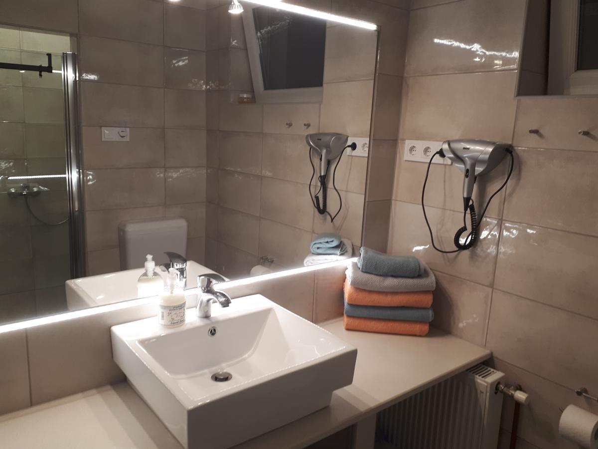 Kertvárosi Apartman II Tiszaujvaros Exterior foto