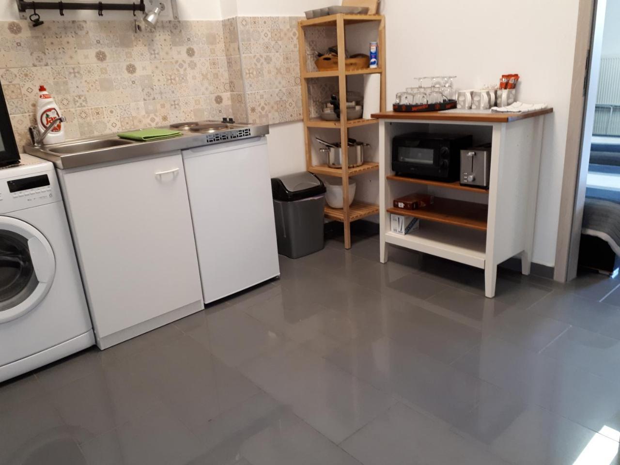 Kertvárosi Apartman II Tiszaujvaros Exterior foto